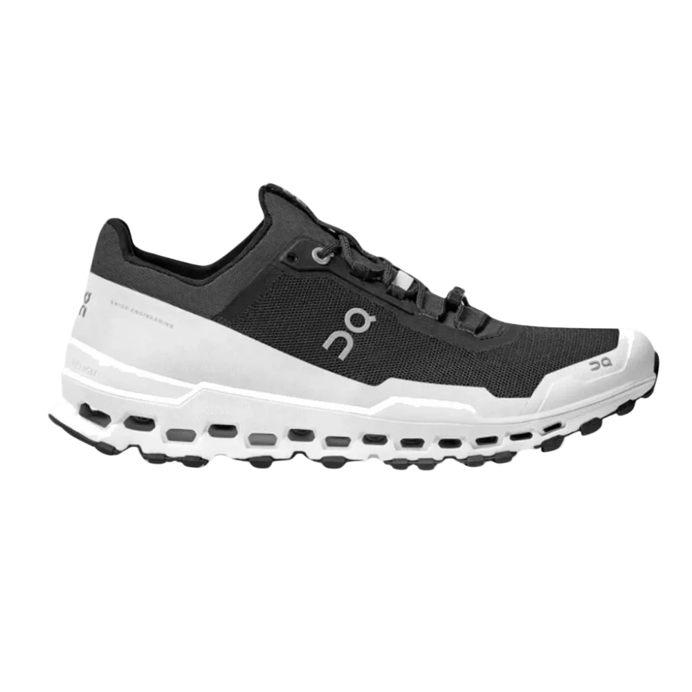 On Cloudultra - Black / White