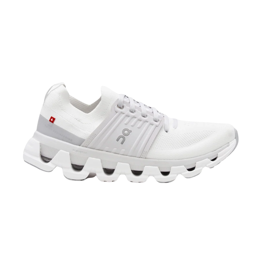 On Cloudswift 3 - White / Gray